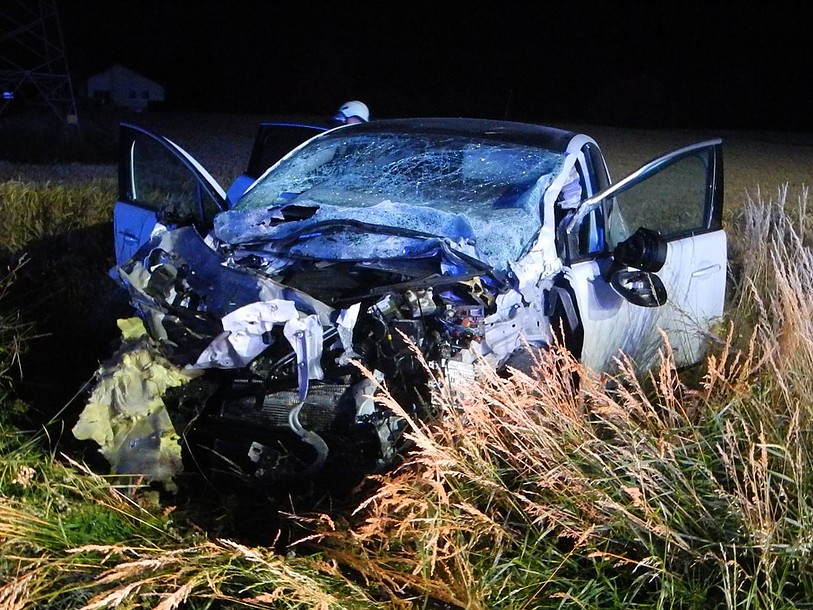 TECHNISCHER EINSATZ - VERKEHRSUNFALL