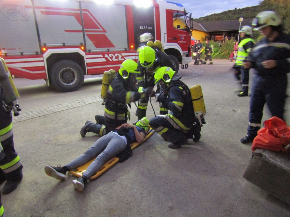 UNTERABSCHNITTSÜBUNG - ATEMSCHUTZ