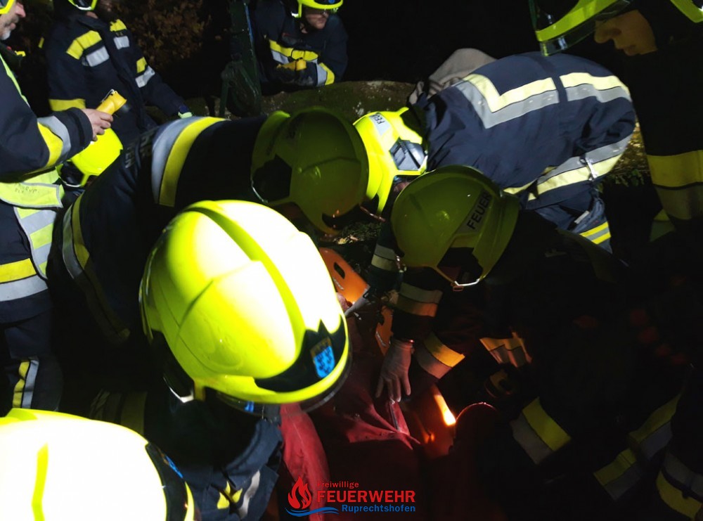 TECHNISCHE ÜBUNG - FORSTUNFALL