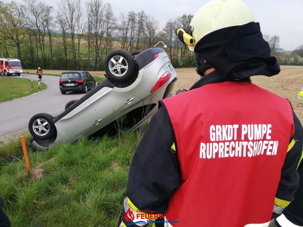 TECHNISCHER EINSATZ - FAHRZEUGBERGUNG