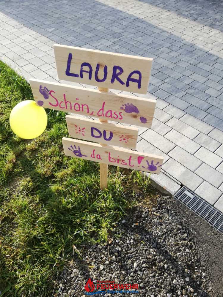 WILLKOMMEN LAURA GRAF