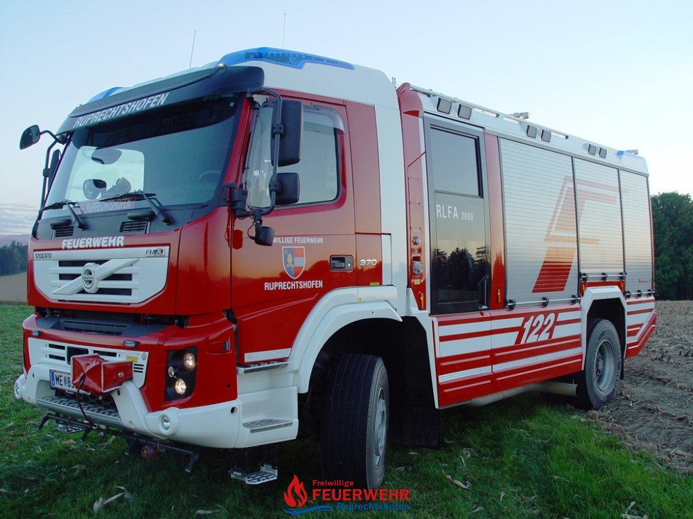 RLFA – 2000 Volvo FMX 370/4300/ 4 x 4