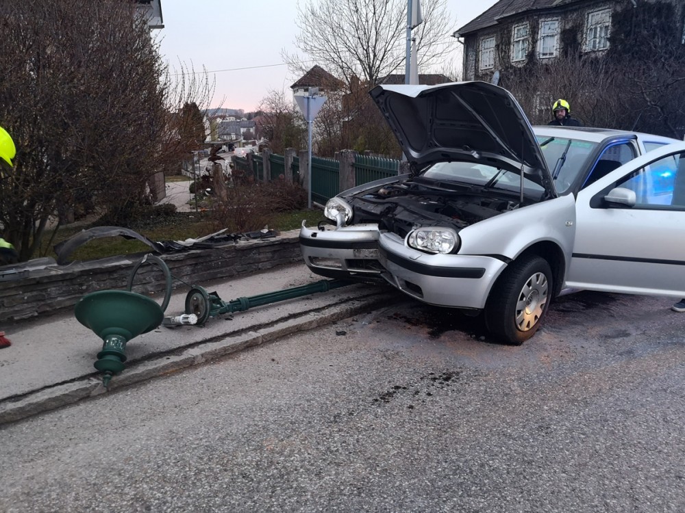 TECHNISCHER EINSATZ - FAHRZEUGBERGUNG
