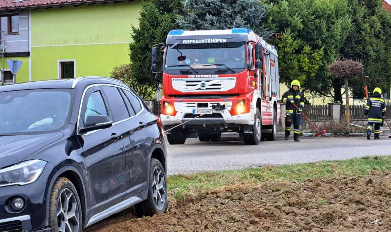 EINSATZ - T1 - FAHRZEUGBERGUNG