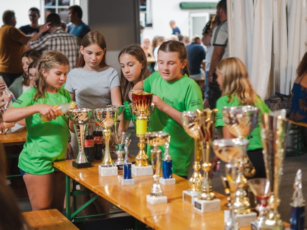 GEMEINSAMER FEST(E)ABSCHLUSS