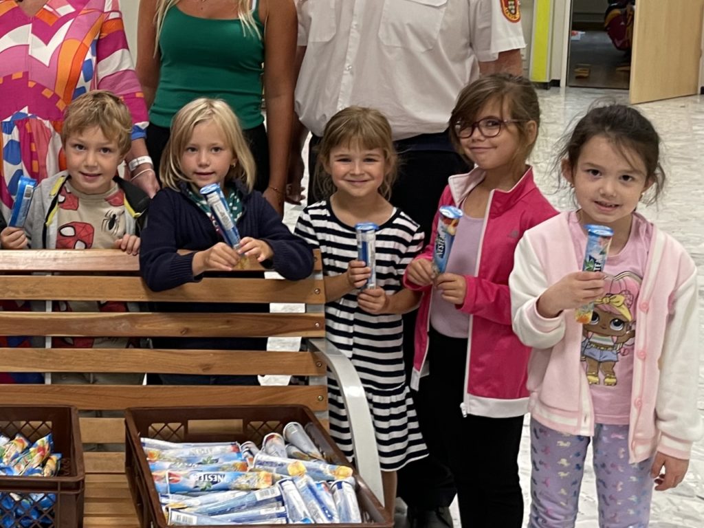 DANKE AN DIE VOLKSSCHULE!