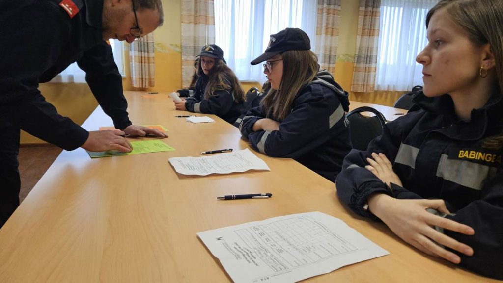 FJ - SICHER ZU WASSER UND AM LAND